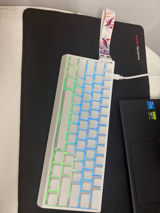 Teclado magnético gamer