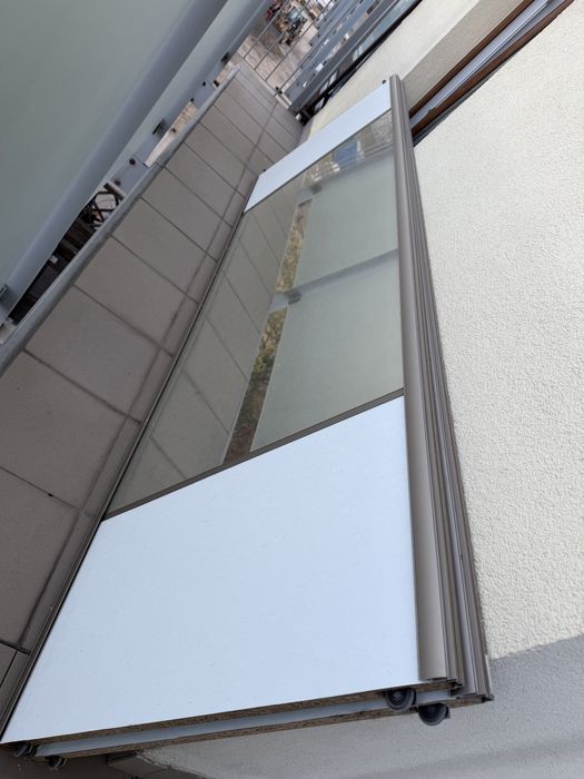 Drzwi do szafy komandor