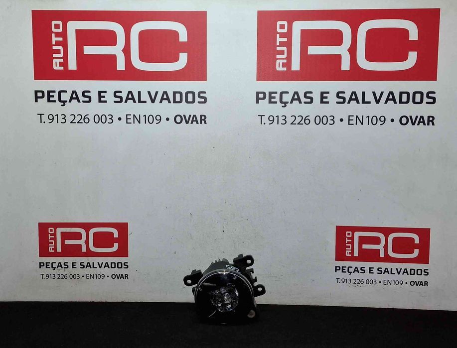 Farol Nevoeiro Frente Direito RENAULT CAPTUR I (J5_, H5_) ano 2018