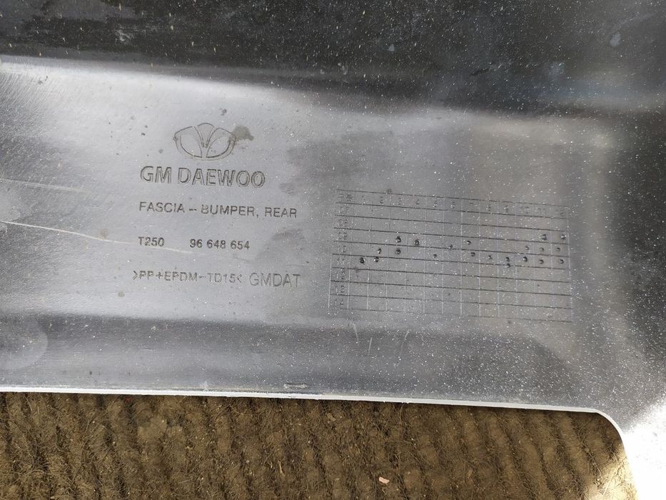 Бампер Білий Шевроле Авео Т250 chevrolet aveo Ціна одного