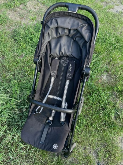 Прогулянковий візочок Cybex beezy