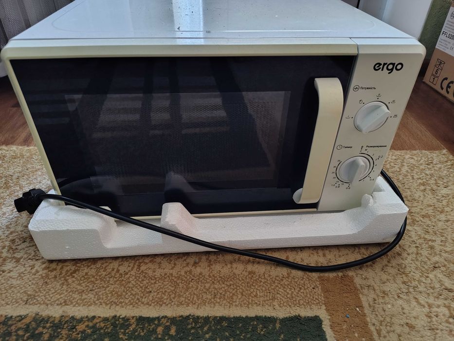 Продам Микроволновку Ergo