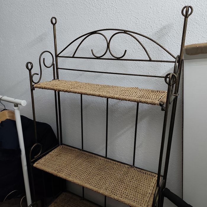 Espreguiçadeira chezlong  chair e estante em ferro e verga