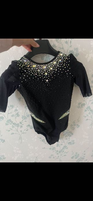 Продам купальник для художньої гімнастики