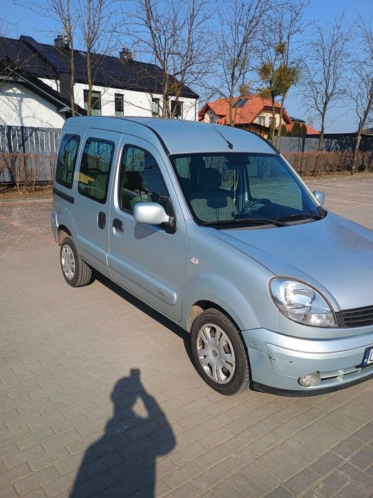Renault Kangoo 2005r. Gaz 1.6 16 V