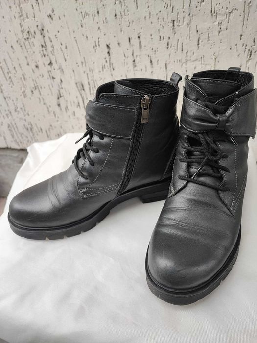 Черевики жіночі демісезонні