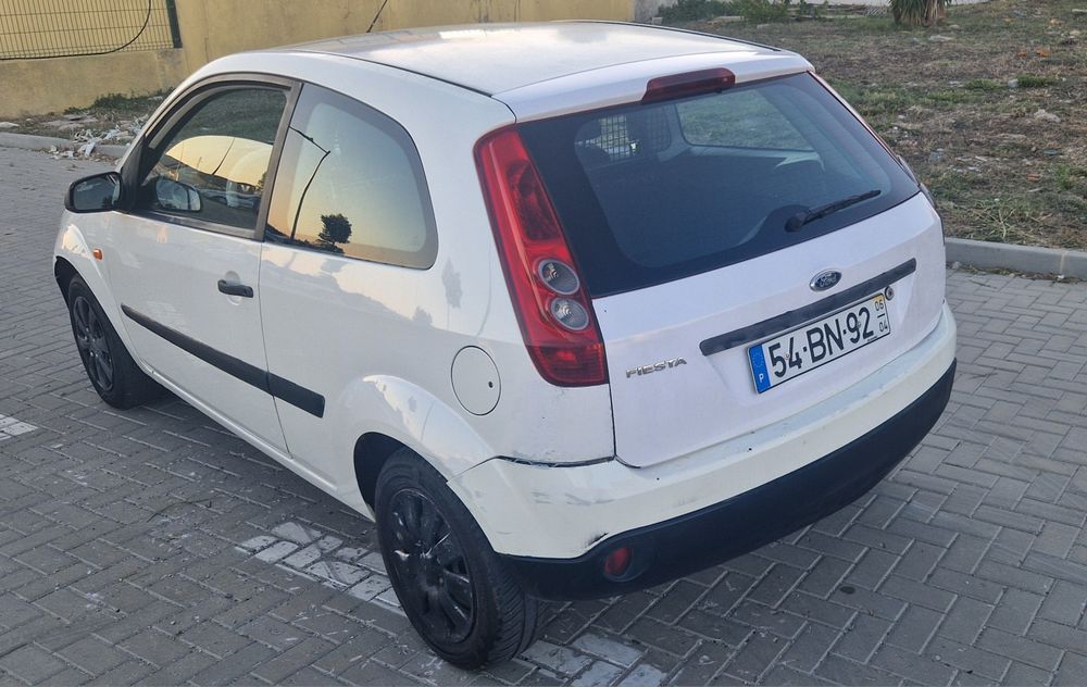Ford fiesta 1.4 tdci ano 2006 impecável