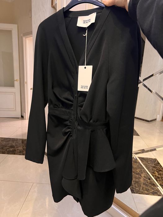 Плаття коротке чорне Сукня Silvian Heach