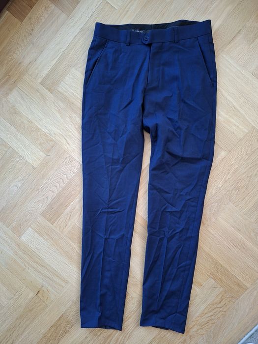 Granatowy garnitur Lancerto 176/88/76