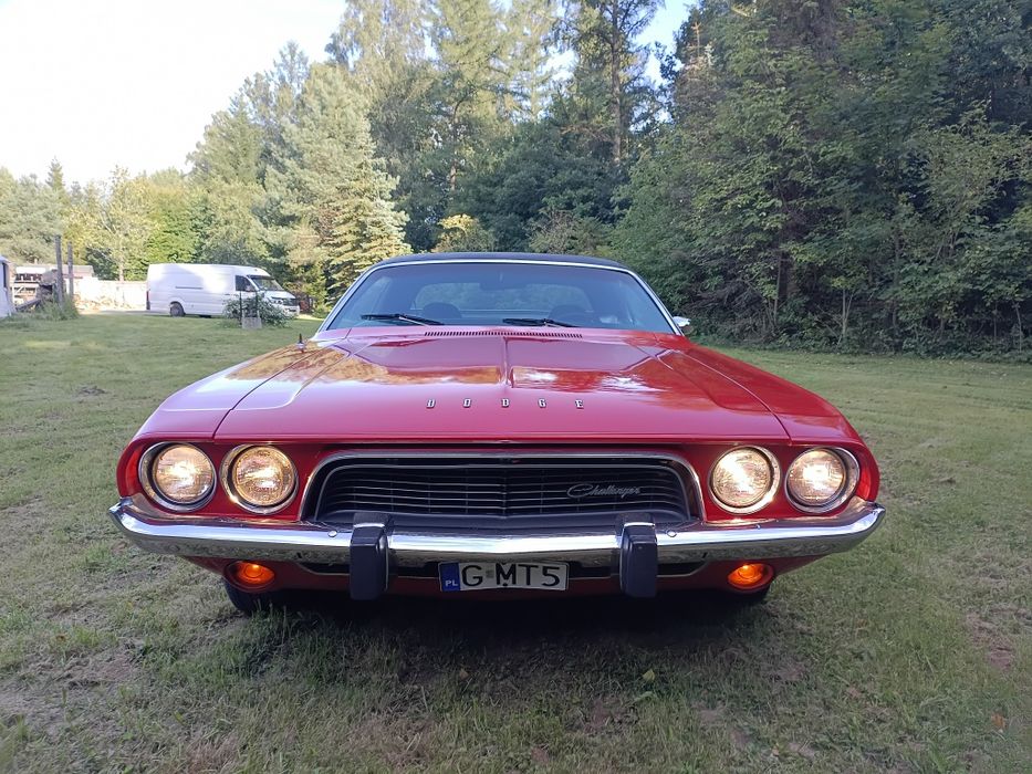 Dodge Challenger 73r bezwypadkowy zero rdzy zarejestrowany orginalny
