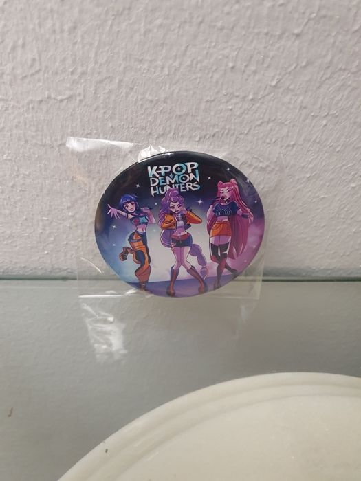 Pin  k pop demon hunters