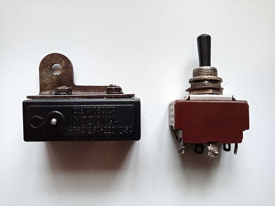 Тумблер, микропереключатель (б/у, ссср).