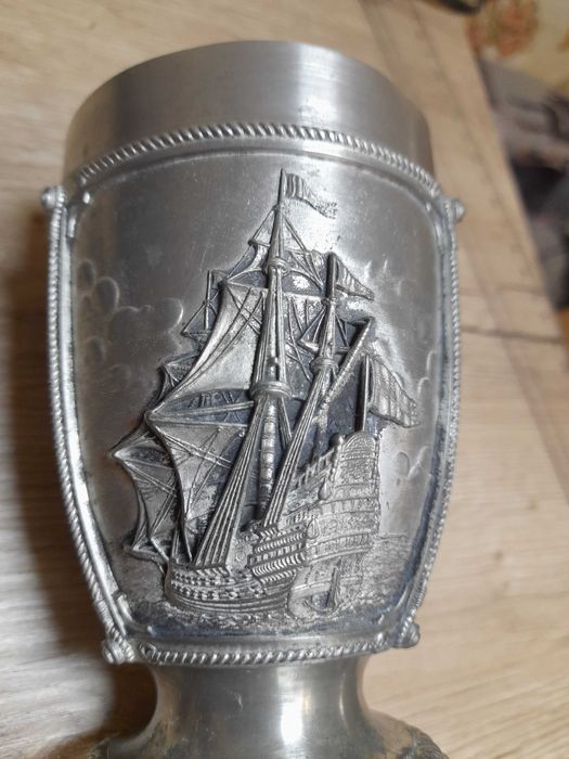 Бокал (Кубок) из олова серебристый Парусник Artina