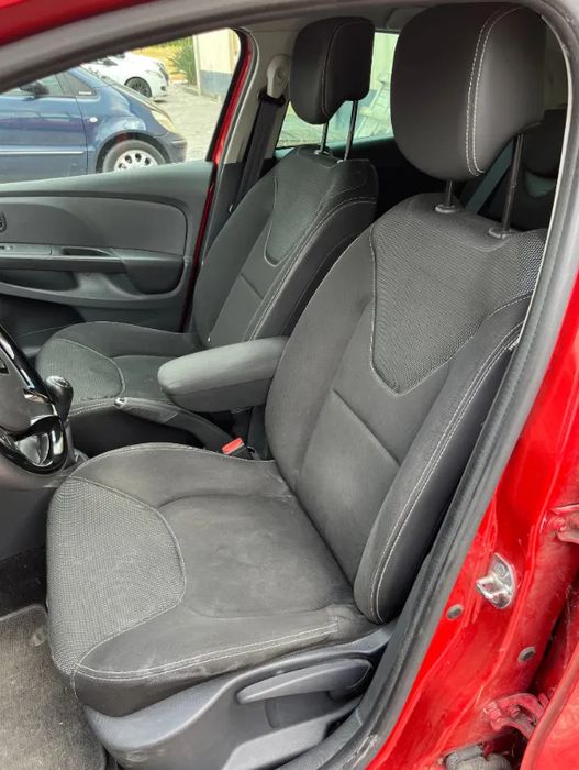 Renault Clio IV 1.5DCI Ano 2014 Para Peças