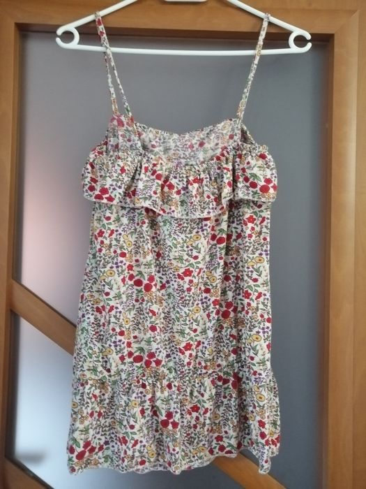 Bluzka a'la hiszpanka New Look