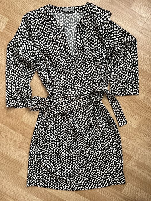 Красива жіноча Сукня s