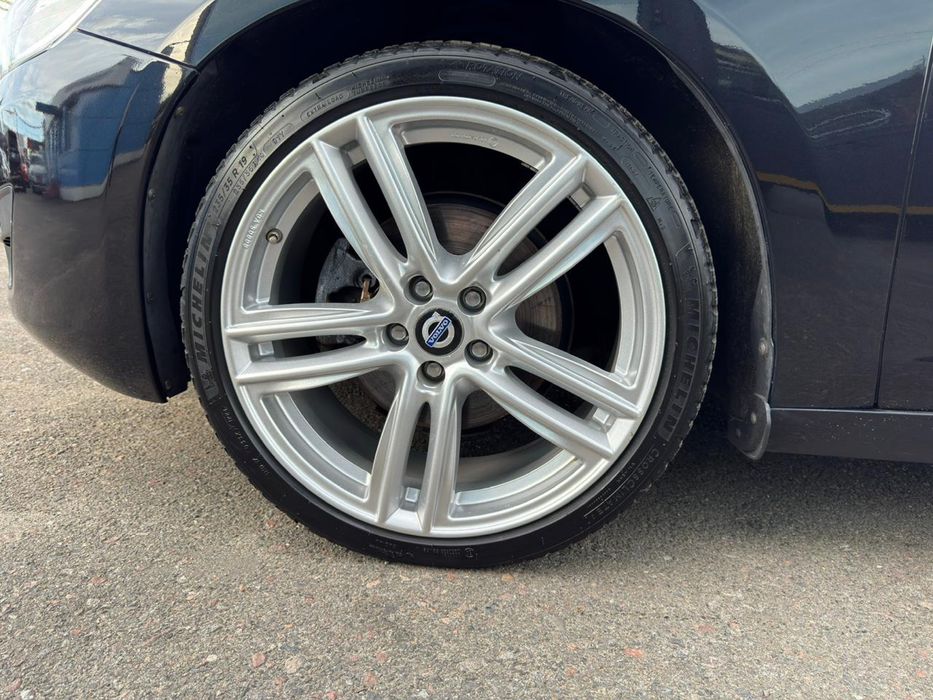 Volvo V60 D4 2.0 дизель  Автомат з Німеччини ВІДЕО