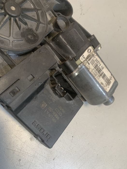 Motor vidro frente direito Renault scenic III
