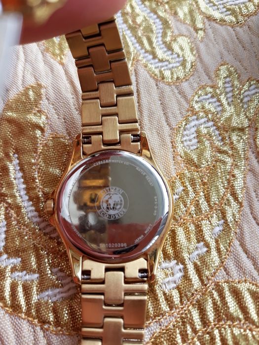 Годинник  Citizen Eco-Drive EW1842-55D.
