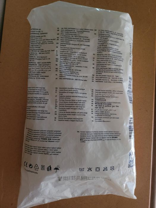 Elastyczne majtki mocujące z krótkim nogawkami