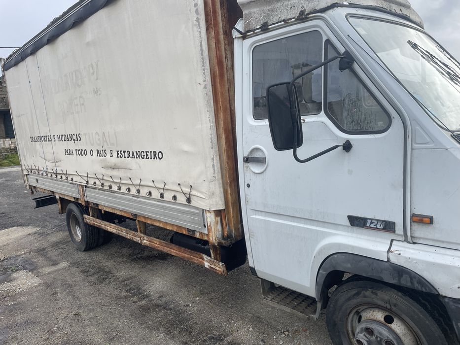 Carrinha pesada Renault master B120 2.8 turbo com 288 mil km
