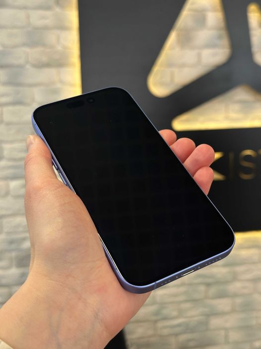 iPhone 16 128gb Ultramarine E-sim (Заблокований під оператора)