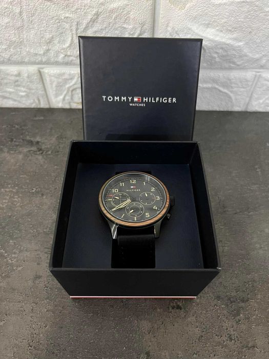 Zegarek męski Tommy Hilfiger Asher skórzany czarny pasek i wiele tarcz
