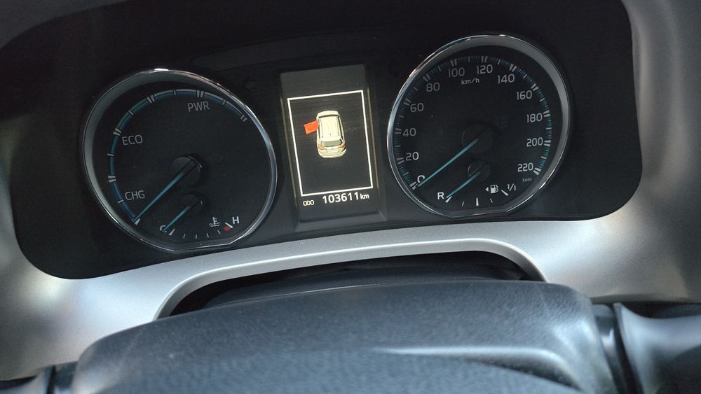 Toyota RAV4 Hybrid Polski Salon