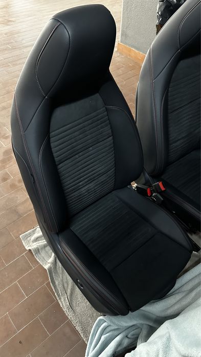 Bancos Mercedes AMG novos (18000 km)