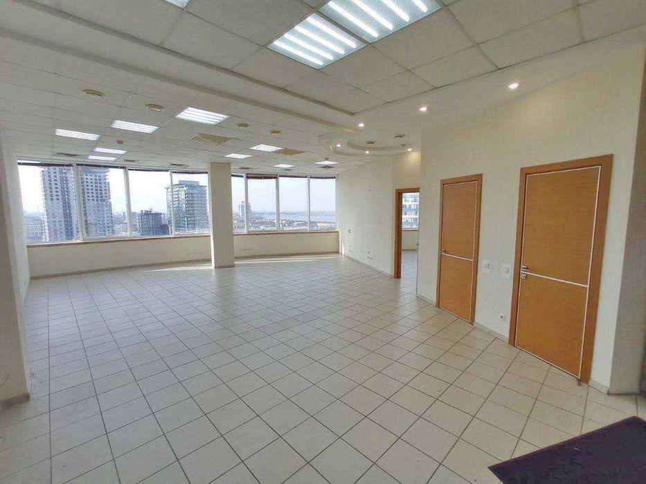 Преміальний офіс 94 м² у «Мост-Сіті»| Центр| Панорамний вид|Open Space