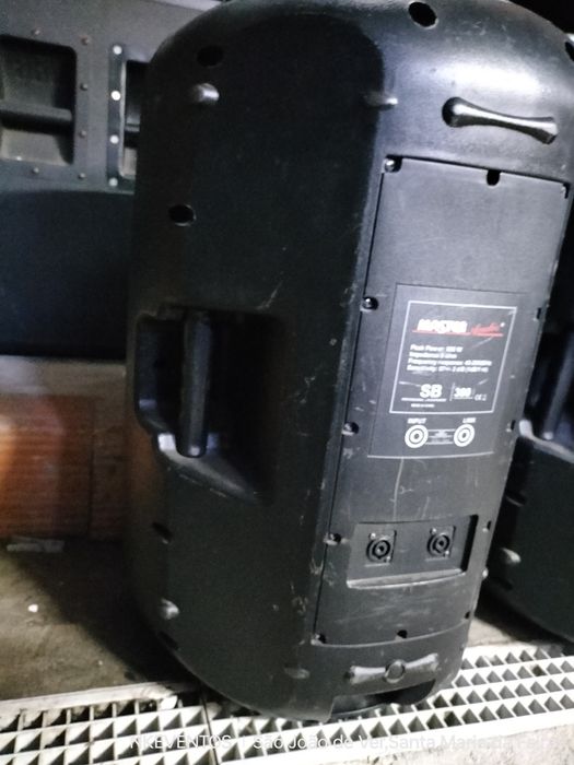 Par de colunas de 15" master audio