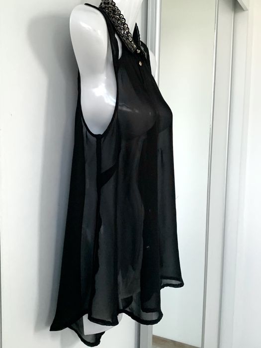 Przezroczysta bluzeczka z cekinowym kołnierzem Atmosphere S