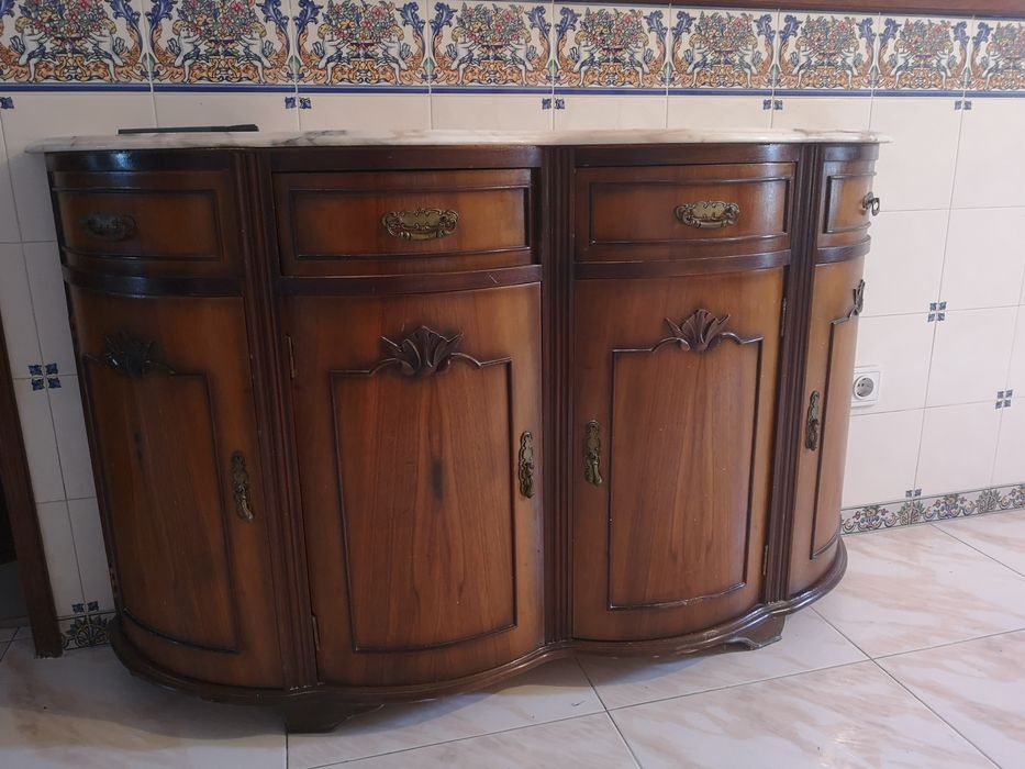 Móvel entrada com tampo em mármore