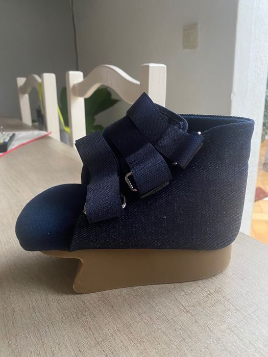 Sapato pós cirúrgico