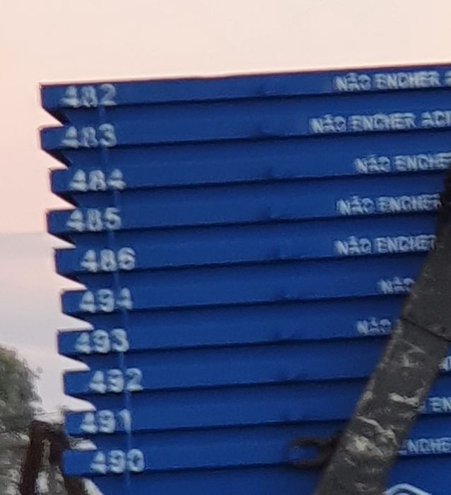 CONTENTORES p/recolha transporte de todo o tipo de entulho e resíduos