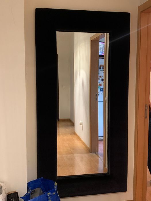 Velvet Mirror64584496381185122