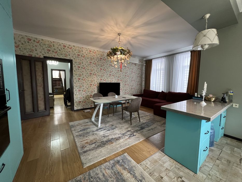 Продаю коттедж 322м2 с видом на реку Ракетка