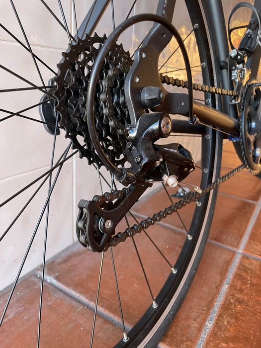 Bicicleta de estrada RC Triban 120 + Bomba Btwin 900