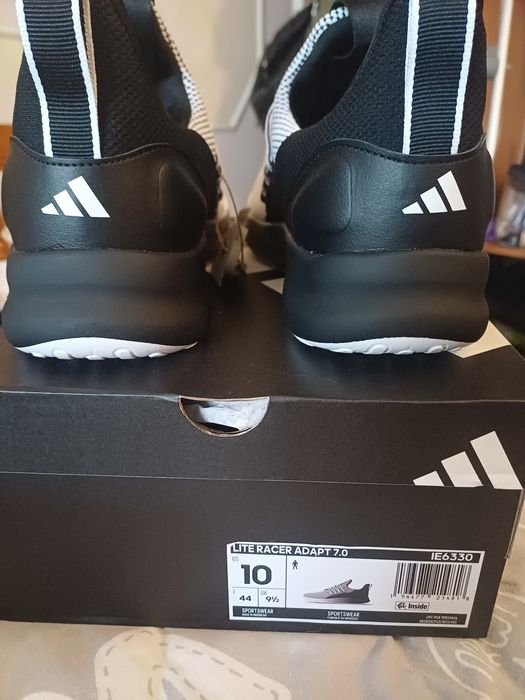 Продам кросівки Adidas оригінал