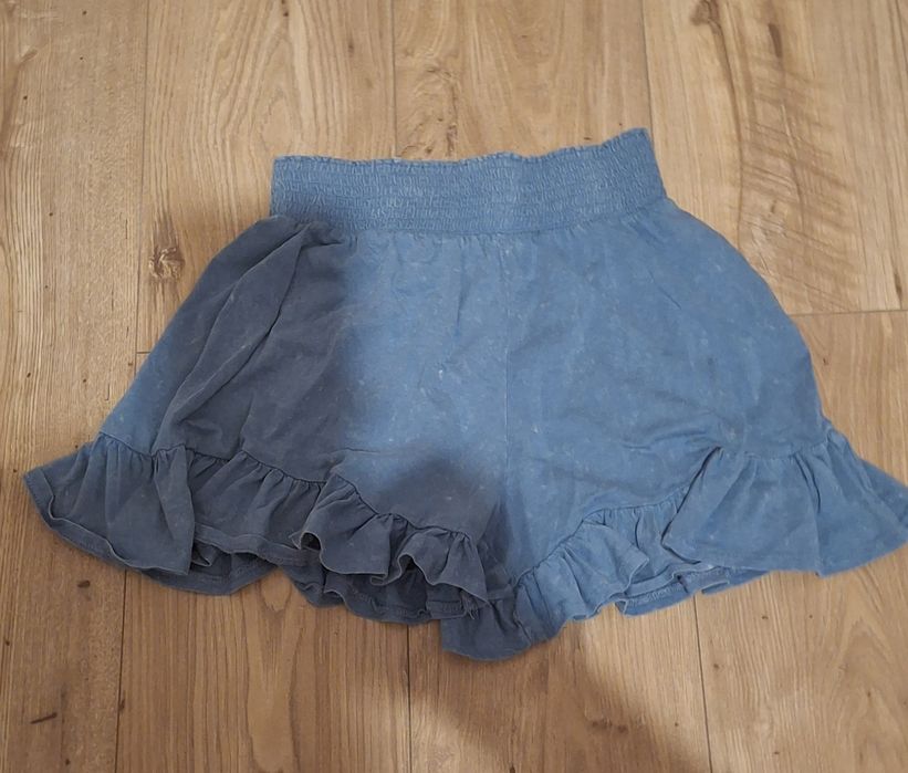 Niebieskie spódnico spodenki