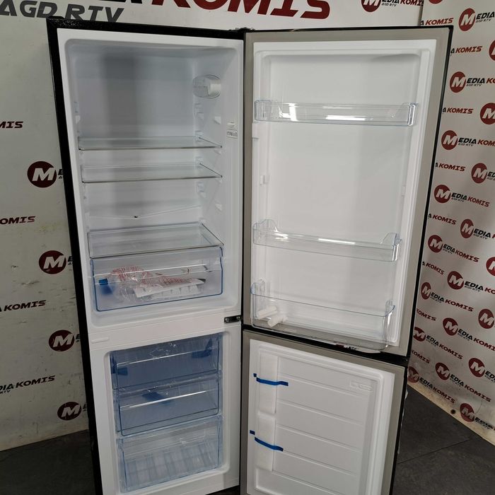 Lodówka Chiq CBM159LEBD [2 lata gwar] D/144cm wys/157litrów/39dB [8]