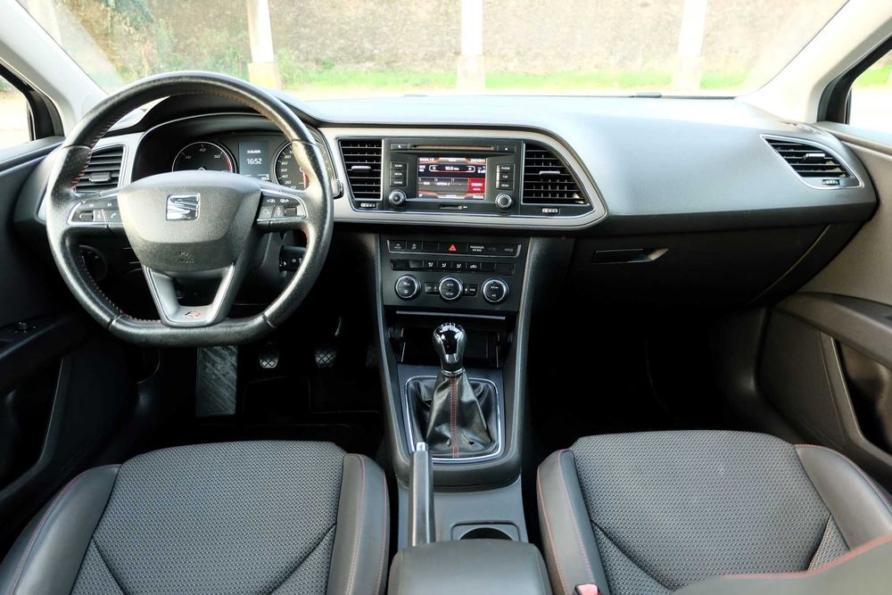 Seat Leon SC FR 2.0 TDI 150cv de 2013 com apenas 146 mil KM