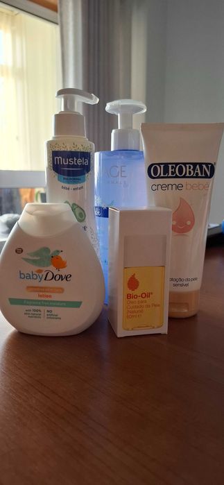 Mega Pack Enxoval Bebé & Mamã (Com Saco Mustela e Cremes)