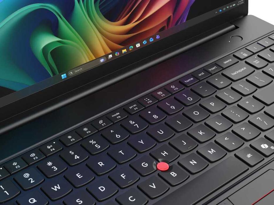 Laptop Lenovo T16 i5/ 16/ SSD 512+320/ 16" IPS WUXGA/ Thunderbolt 4/ W11/ dowóz gratis