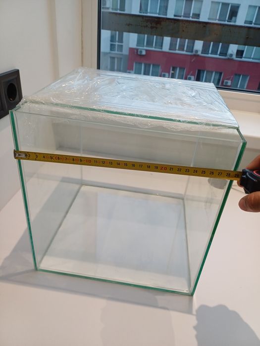 Продам Акваріум 29×29×30