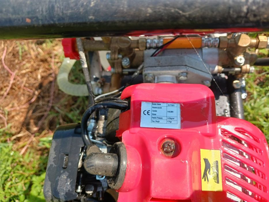 Pulverizador carrinho 70lt como novo