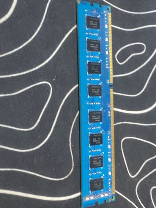 Оперативна память 4гб