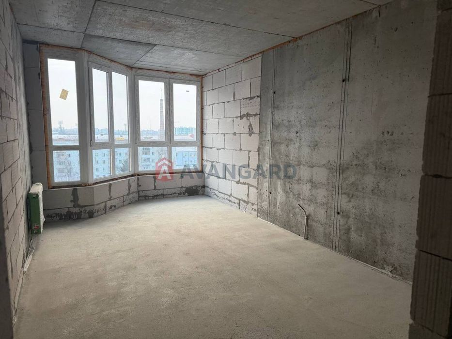 БЕЗ КОМІСІЇ. Продається 3-кімнатна квартира від забудовника.