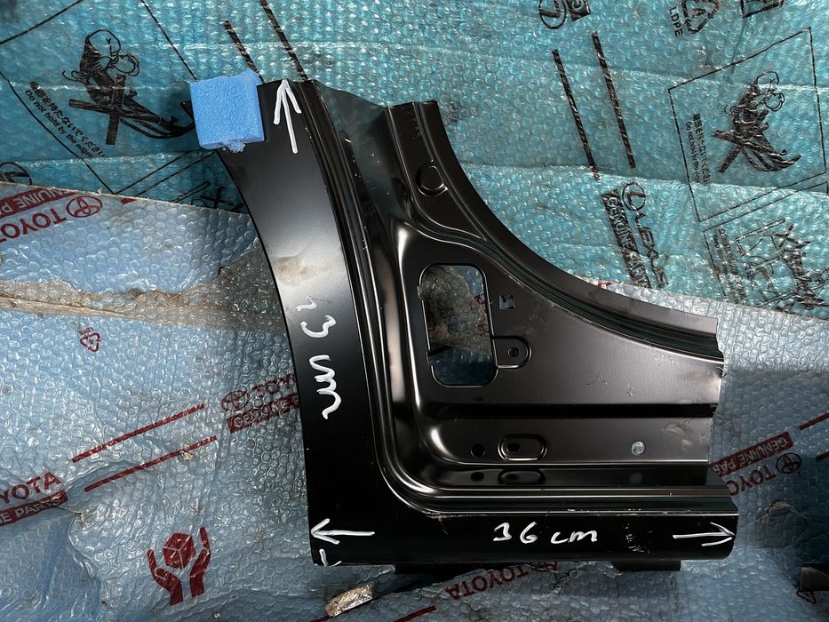 TOYOTA PROACE 16- prawy próg