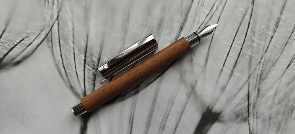 Pióro wieczne Faber Castell Ambition drewno z pudełkiem